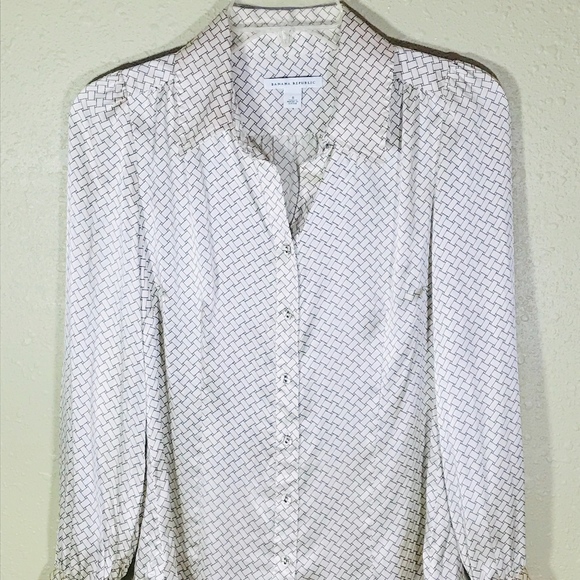 ⬇️$55 Banana Republic 100% Silk Long Sleeve - Picture 2 of 7
